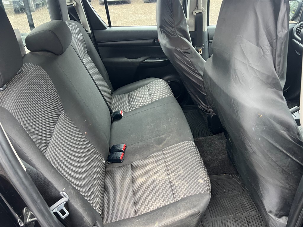Used Toyota Hilux 2017 for sale - 77519546: Photo 17