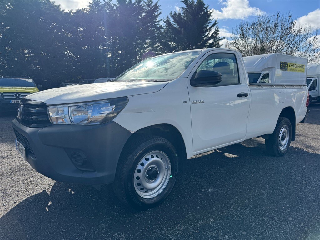 Used Toyota Hilux 2016 for sale - 77665365: Photo 12