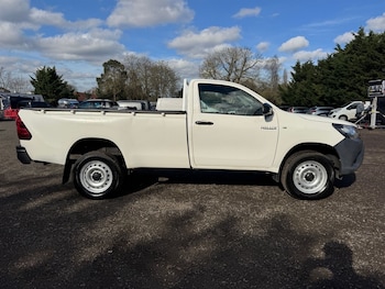 Used Toyota Hilux 2016 for sale - 77665365: Photo