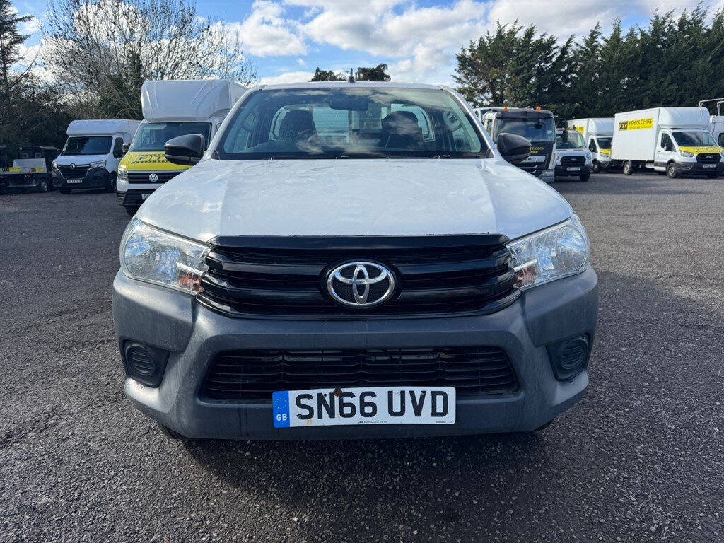 Used Toyota Hilux 2016 for sale - 77665365: Photo 5