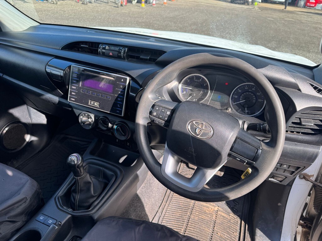 Used Toyota Hilux 2016 for sale - 77665365: Photo 8