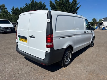 Used Mercedes-Benz Vito 2023 for sale - 79102074: Photo