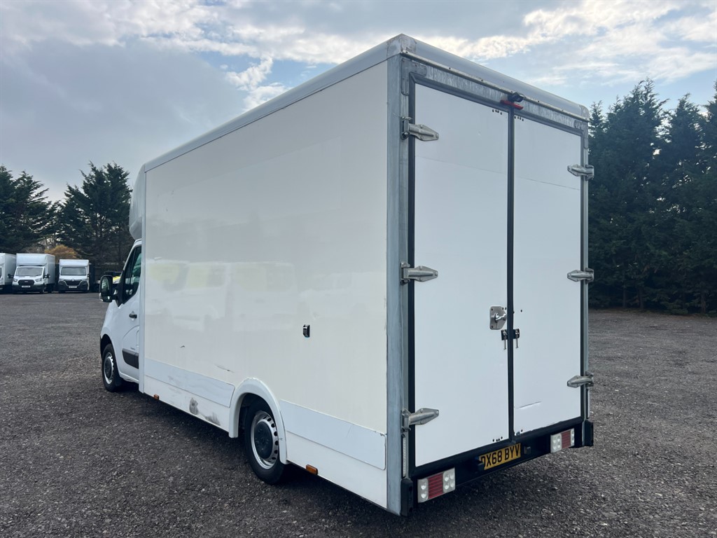 Used Renault Master 2018 for sale - 77819237: Photo 4