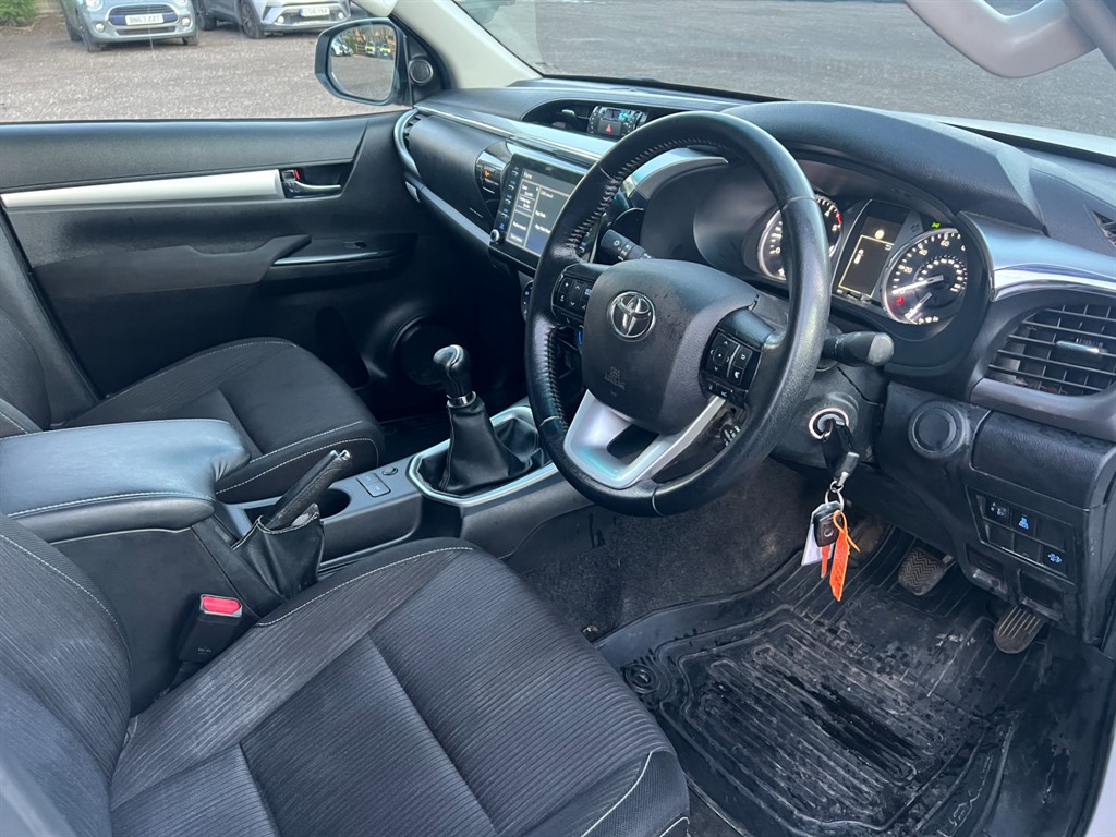 Used Toyota Hilux 2022 for sale - 76648229: Photo 17
