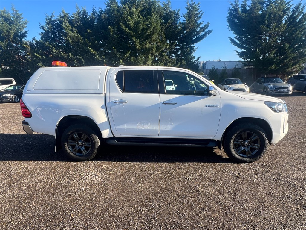 Used Toyota Hilux 2022 for sale - 76648229: Photo 3