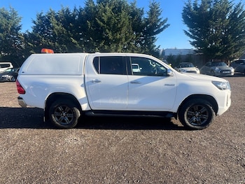 Used Toyota Hilux 2022 for sale - 76648229: Photo