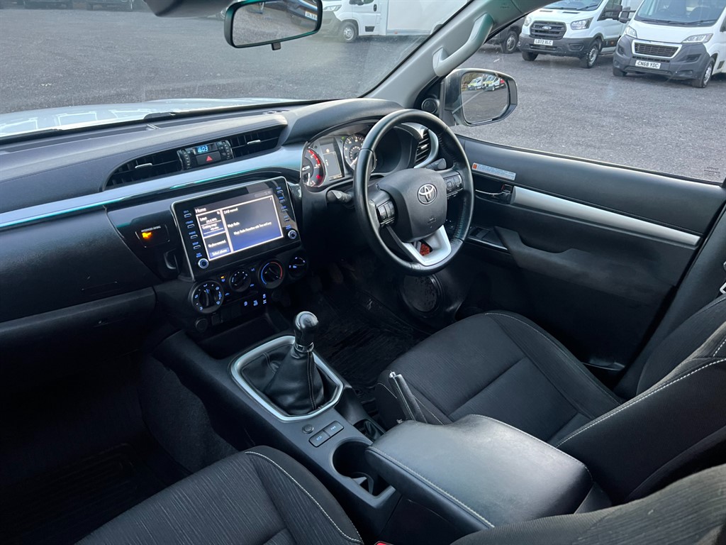 Used Toyota Hilux 2022 for sale - 76648229: Photo 8