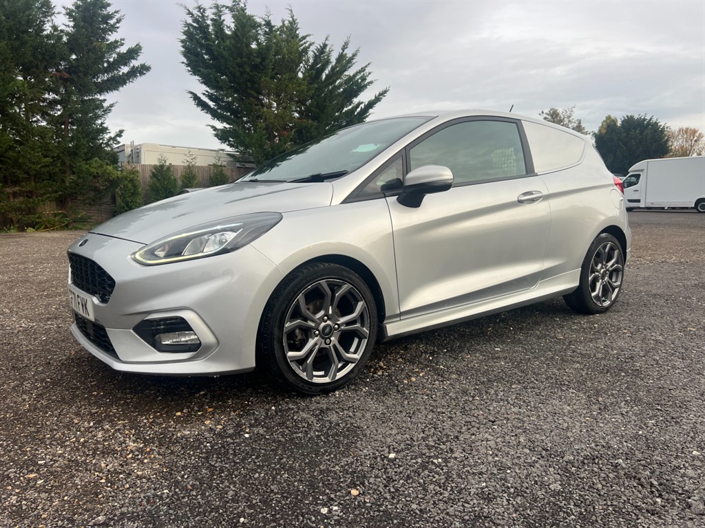 Used Ford Fiesta 2022 for sale - 76420729: Photo 1