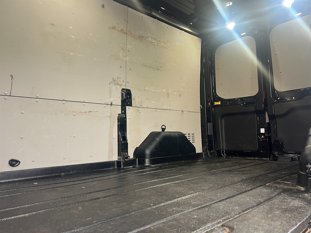 Used Ford Transit 2022 for sale - 76978081: Photo 8