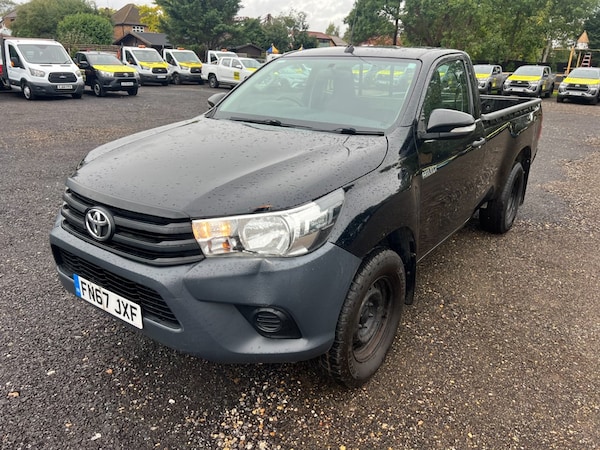 Used Toyota Hilux 2017 for sale - 76184128: Photo 13