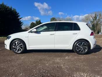 Used Volkswagen Golf 2019 for sale - 73872138: Photo