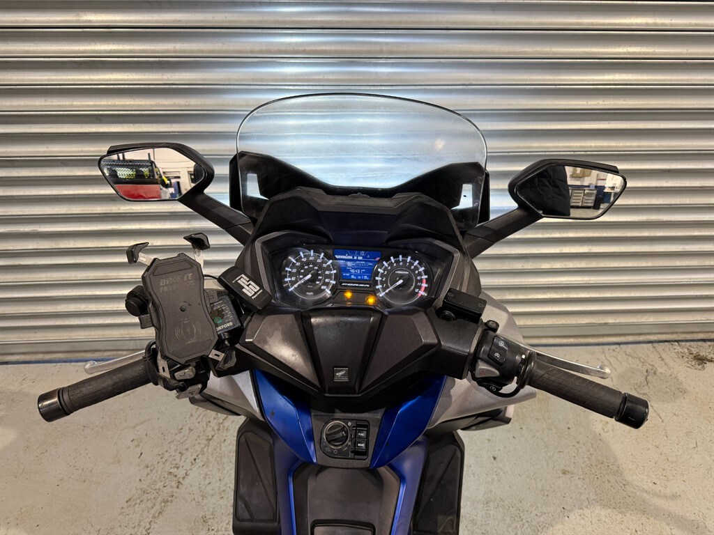 Honda Forza 125