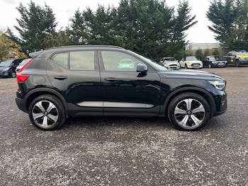 Used Volvo XC40 2022 for sale - 76532352: Photo
