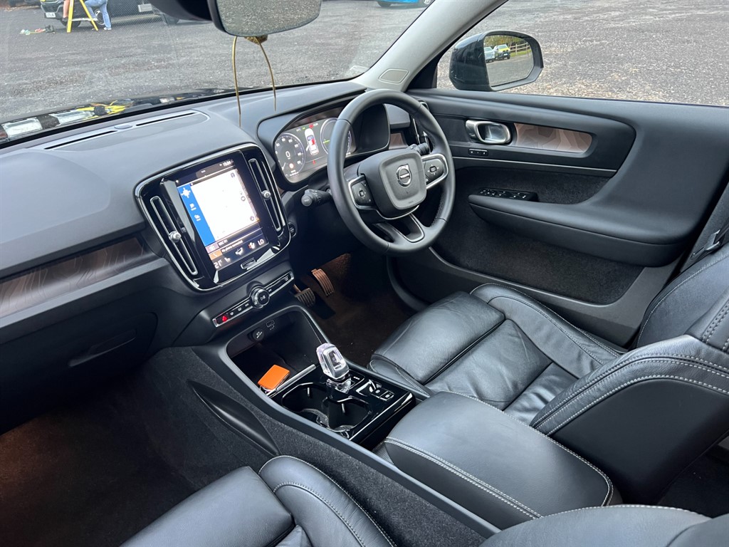 Used Volvo XC40 2022 for sale - 76532352: Photo 7