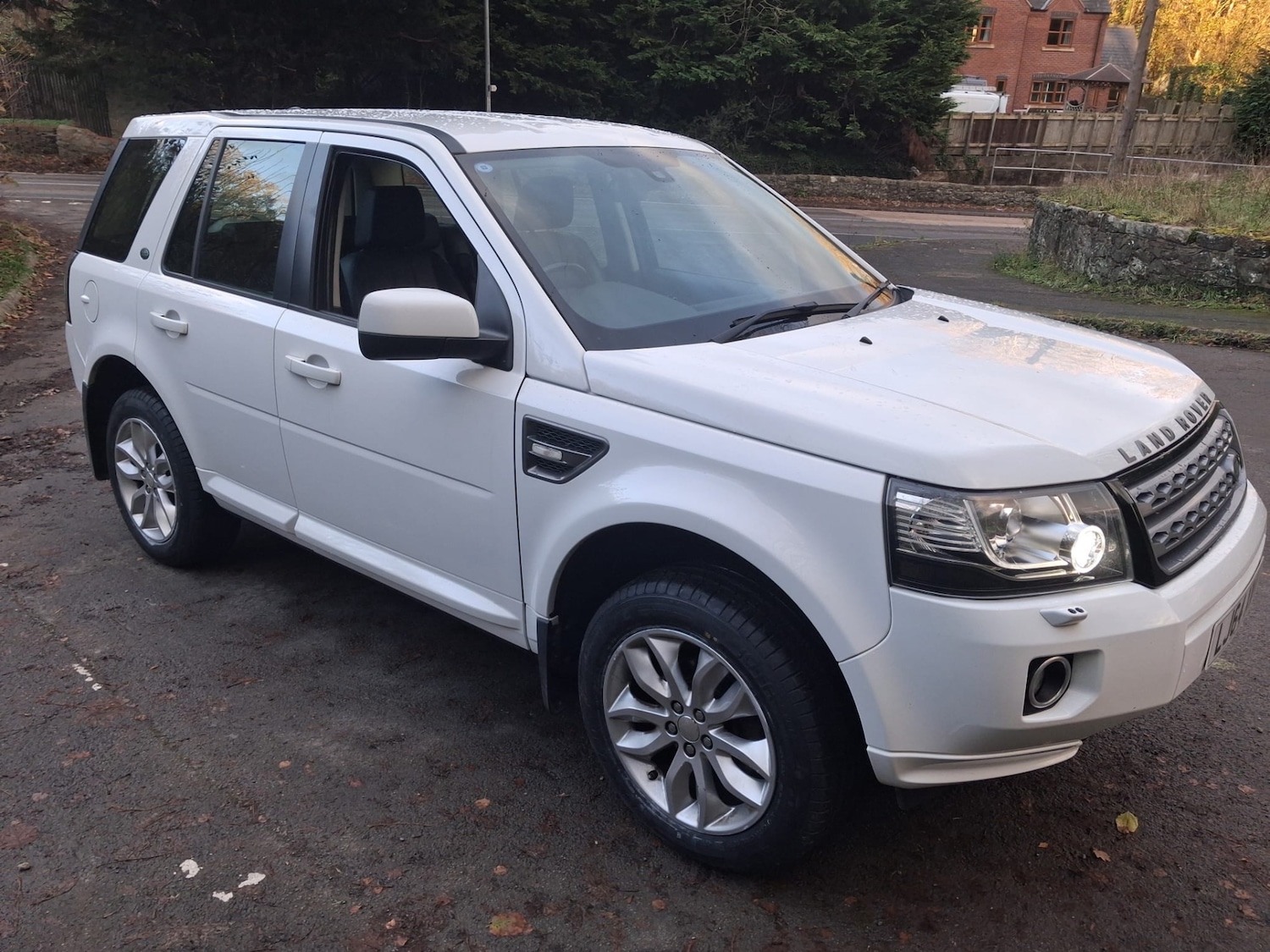 Used Land Rover Freelander 2014 for sale - 76691975: Photo 3