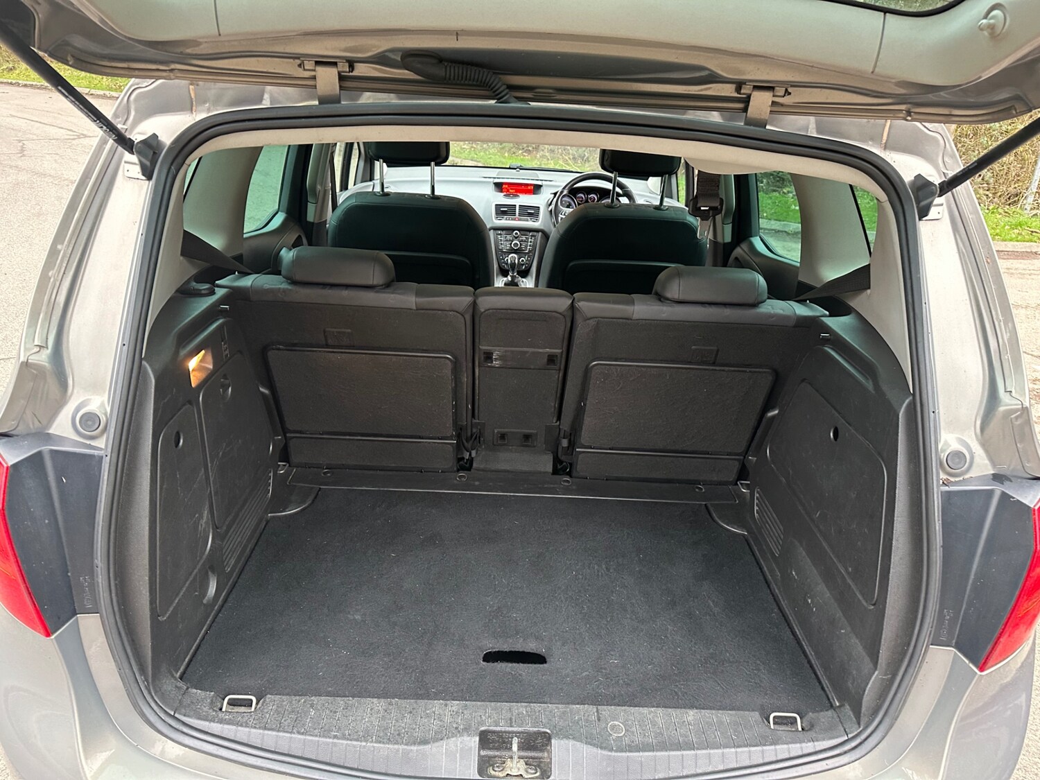 Used Vauxhall Meriva 2011 for sale - 77789016: Photo 8