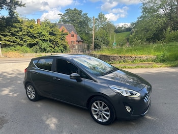 Used Ford Fiesta 2017 for sale - 78555809: Photo