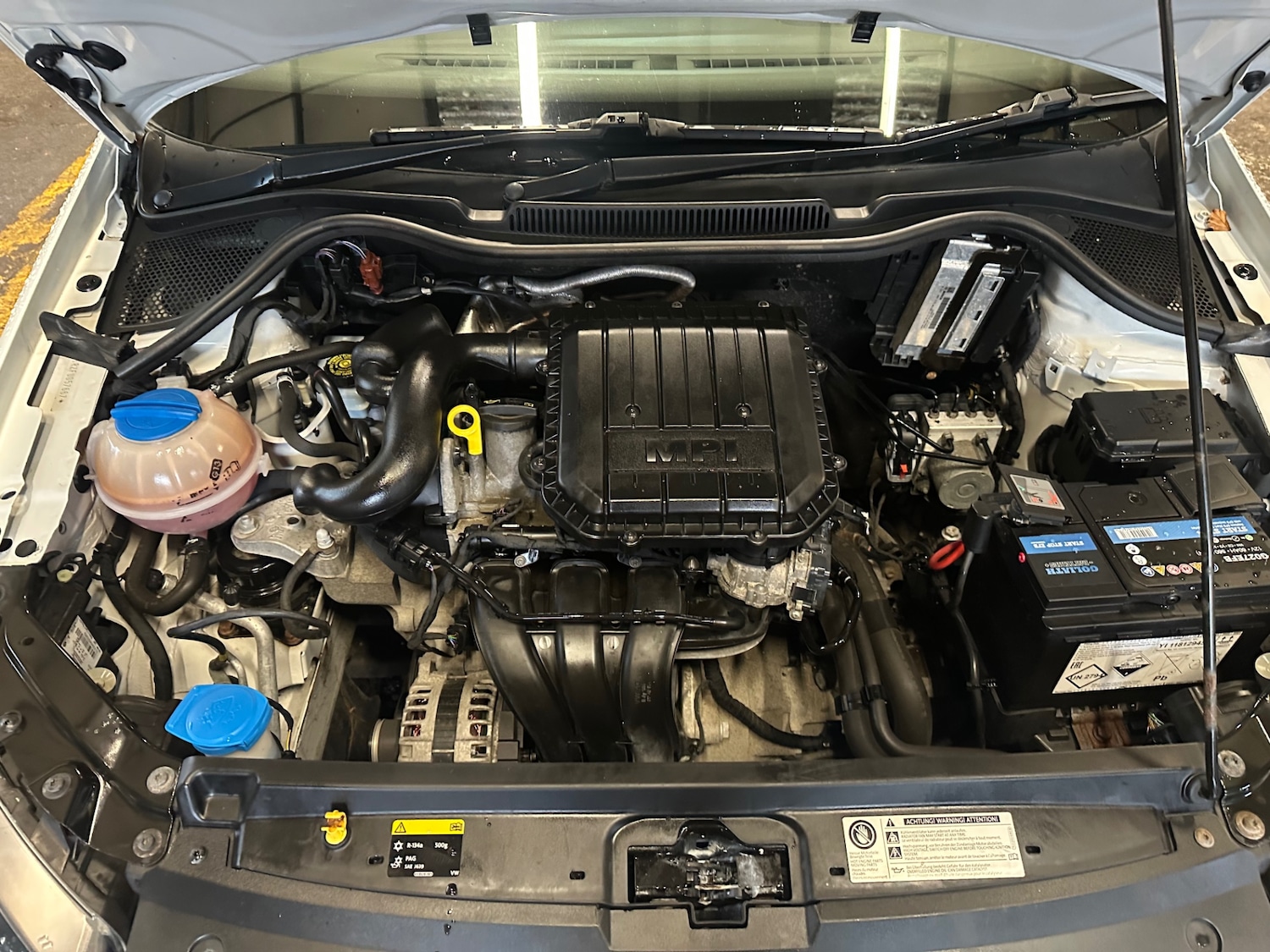 Used Volkswagen Polo 2015 for sale - 76817604: Photo 11