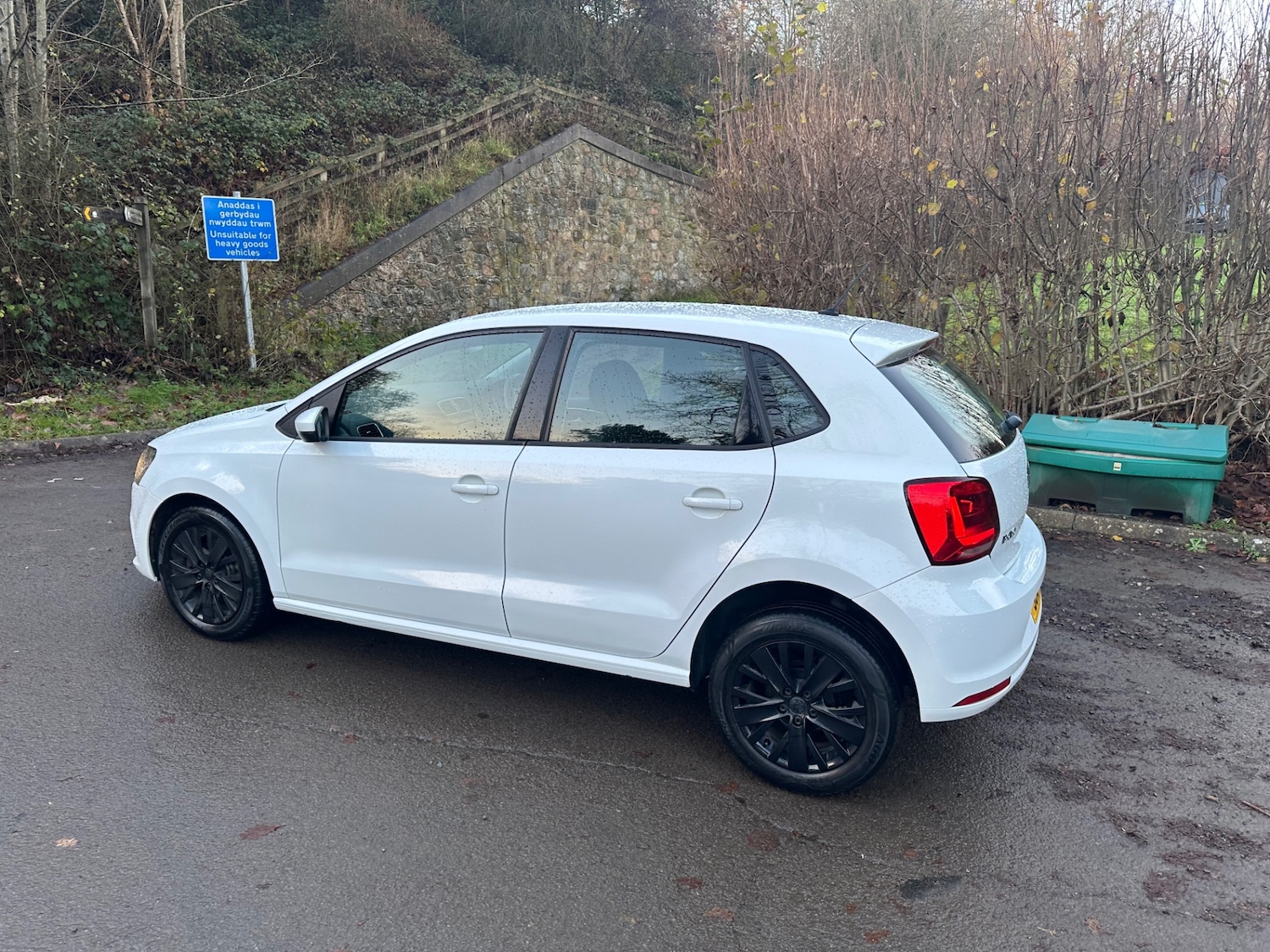 Used Volkswagen Polo 2015 for sale - 76817604: Photo 7