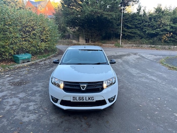 Dacia Sandero feature image 2
