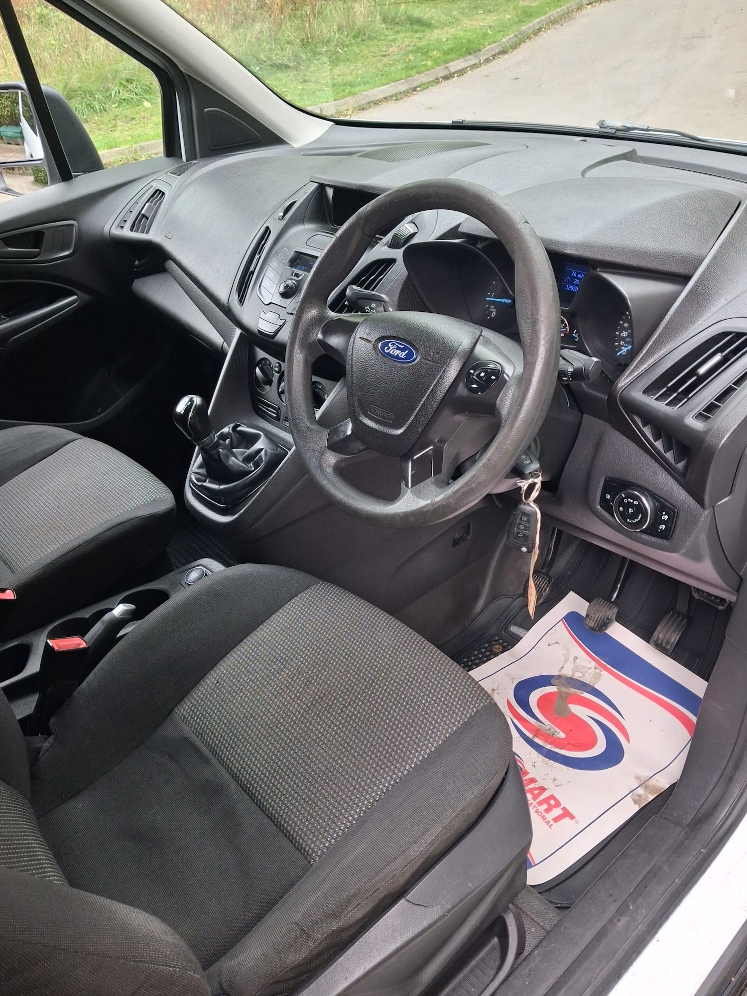 Used Ford Transit Connect 2015 for sale - 76218943: Photo 13