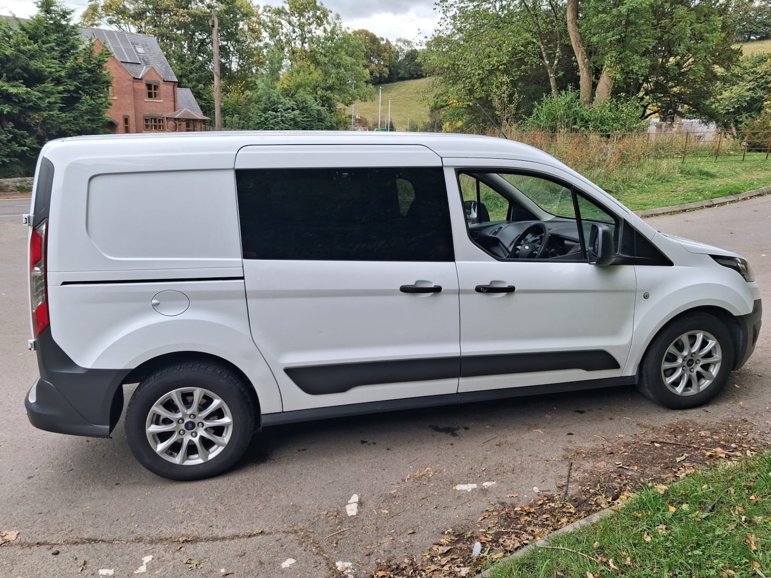 Used Ford Transit Connect 2015 for sale - 76218943: Photo 2