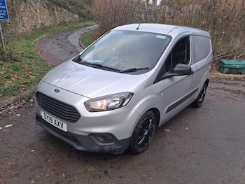 Used Ford Transit Courier 2019 for sale - 77046472: Photo