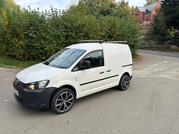 Used Volkswagen Caddy 2014 for sale - 76298926: Photo 2
