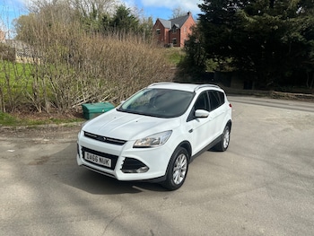 Used Ford Kuga 2016 for sale - 78209410: Photo