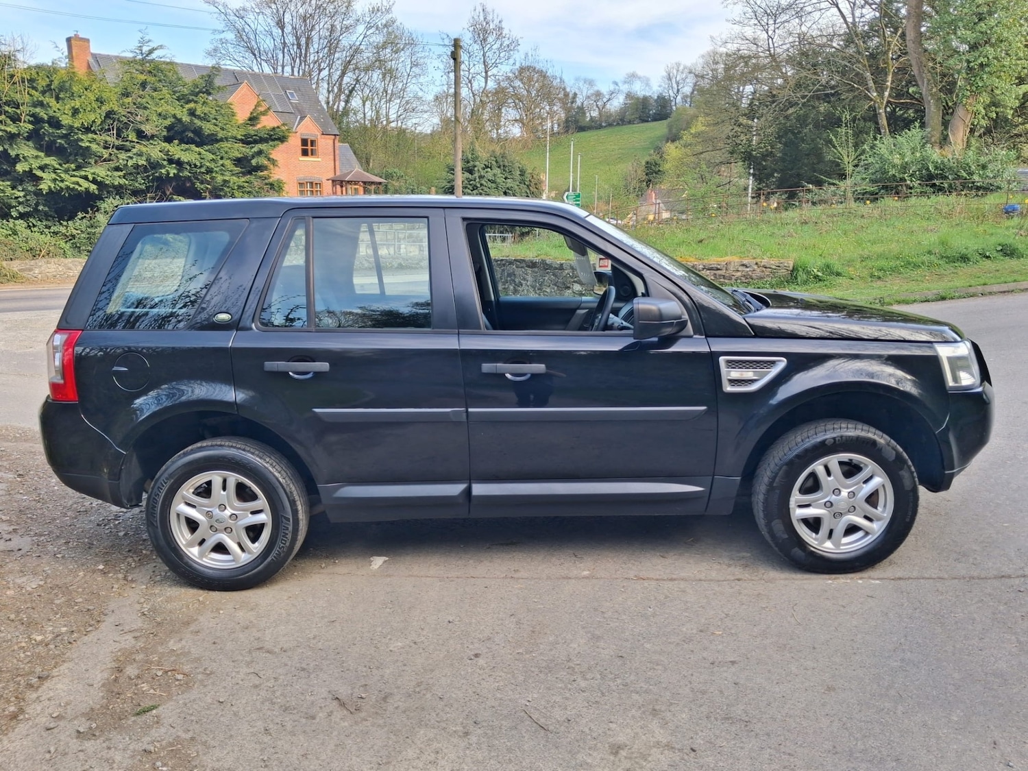 Used Land Rover Freelander 2010 for sale - 78152846: Photo 3
