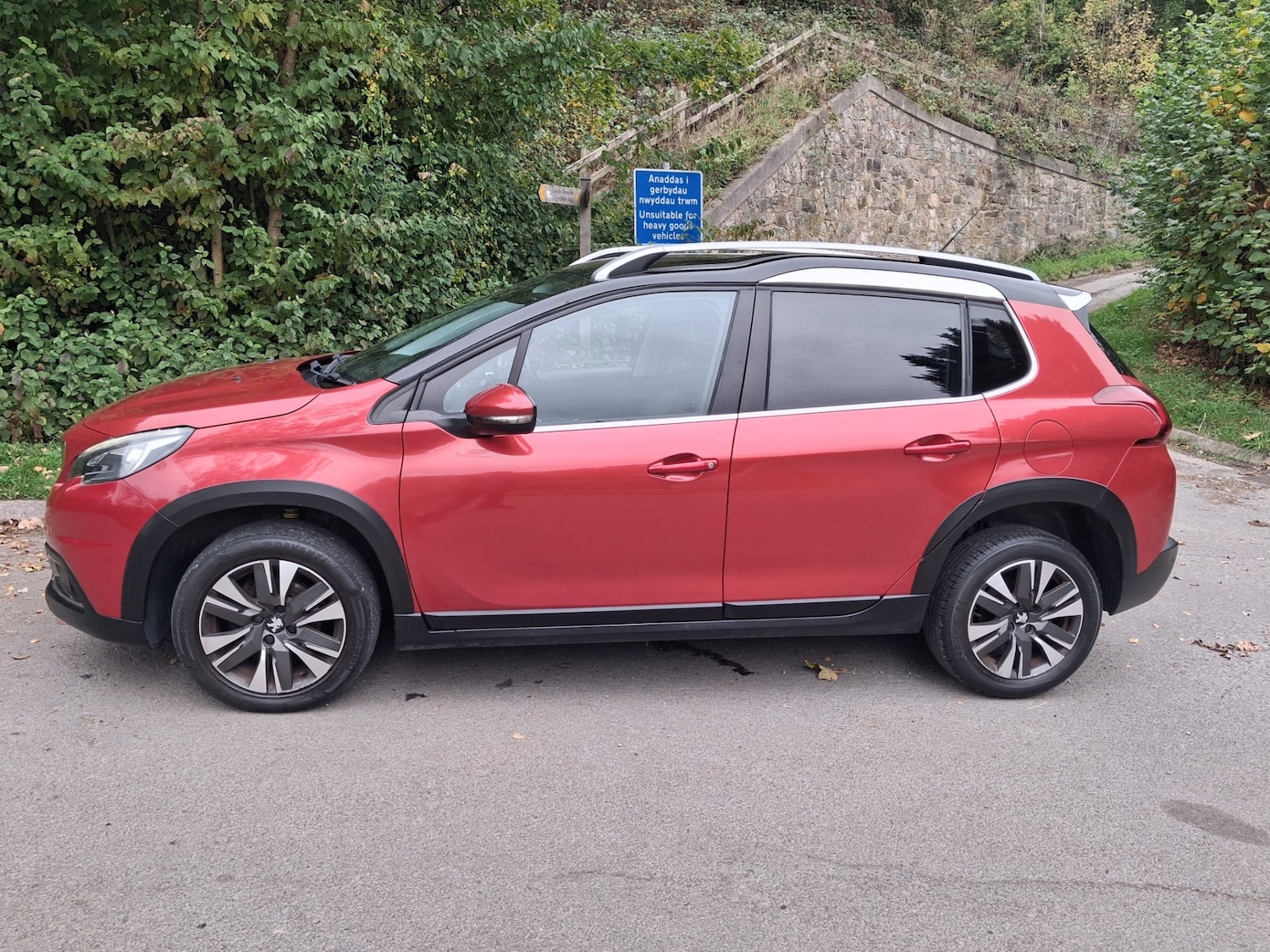 Used Peugeot 2008 2017 for sale - 76286578: Photo 5
