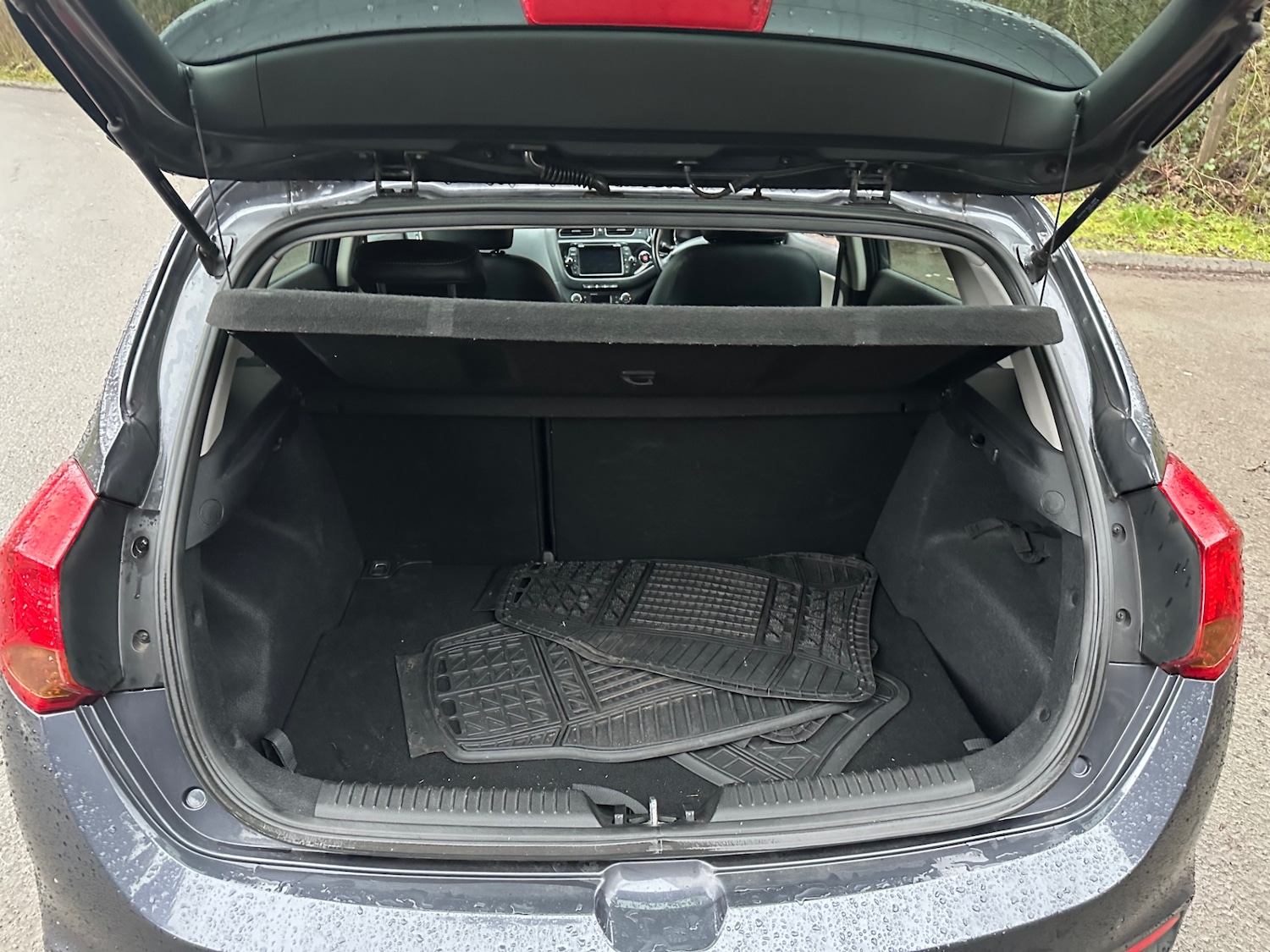 Used Kia Ceed 2014 for sale - 77449856: Photo 9