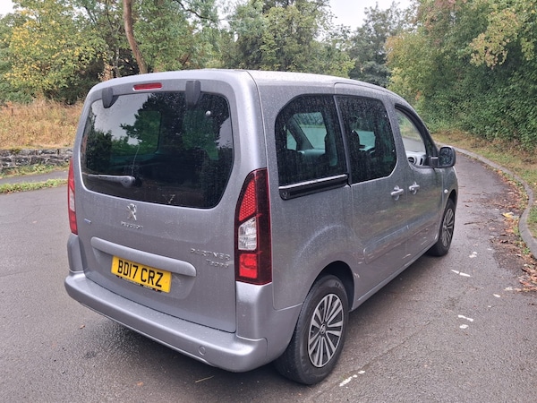 Used Peugeot Partner Tepee 2017 for sale - 75784721: Photo 10