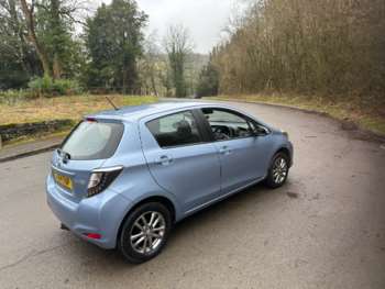 Used Toyota Yaris 2014 for sale - 73697314: Photo