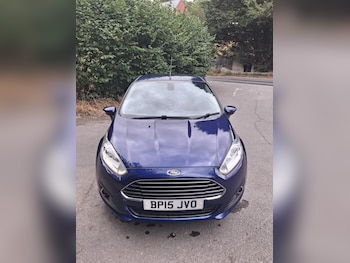 Used Ford Fiesta 2015 for sale - 79427785: Photo