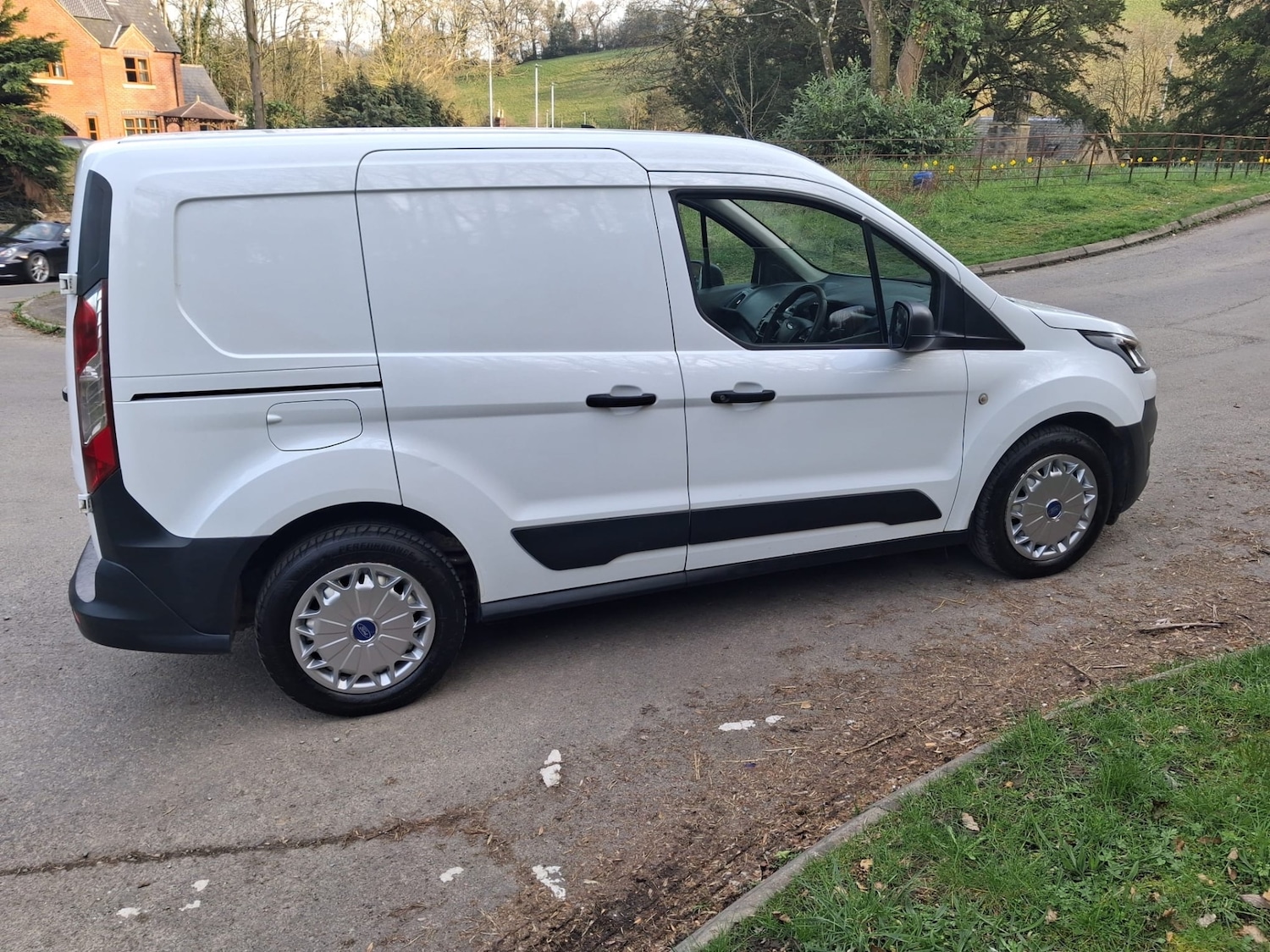 Used Ford Transit Connect 2021 for sale - 77974296: Photo 2