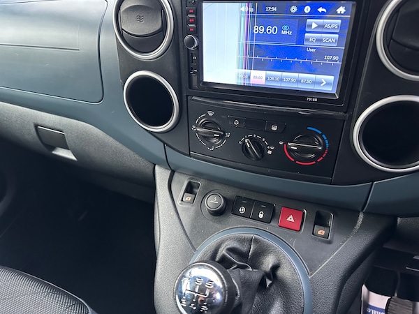 Used Peugeot Partner Tepee 2011 for sale - 76298626: Photo 12