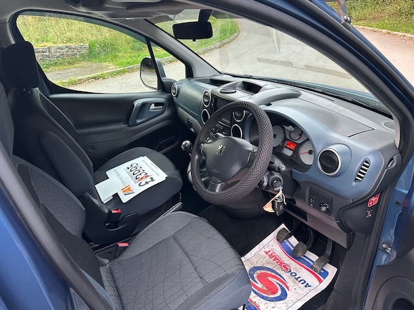 Used Peugeot Partner Tepee 2011 for sale - 76298626: Photo 14
