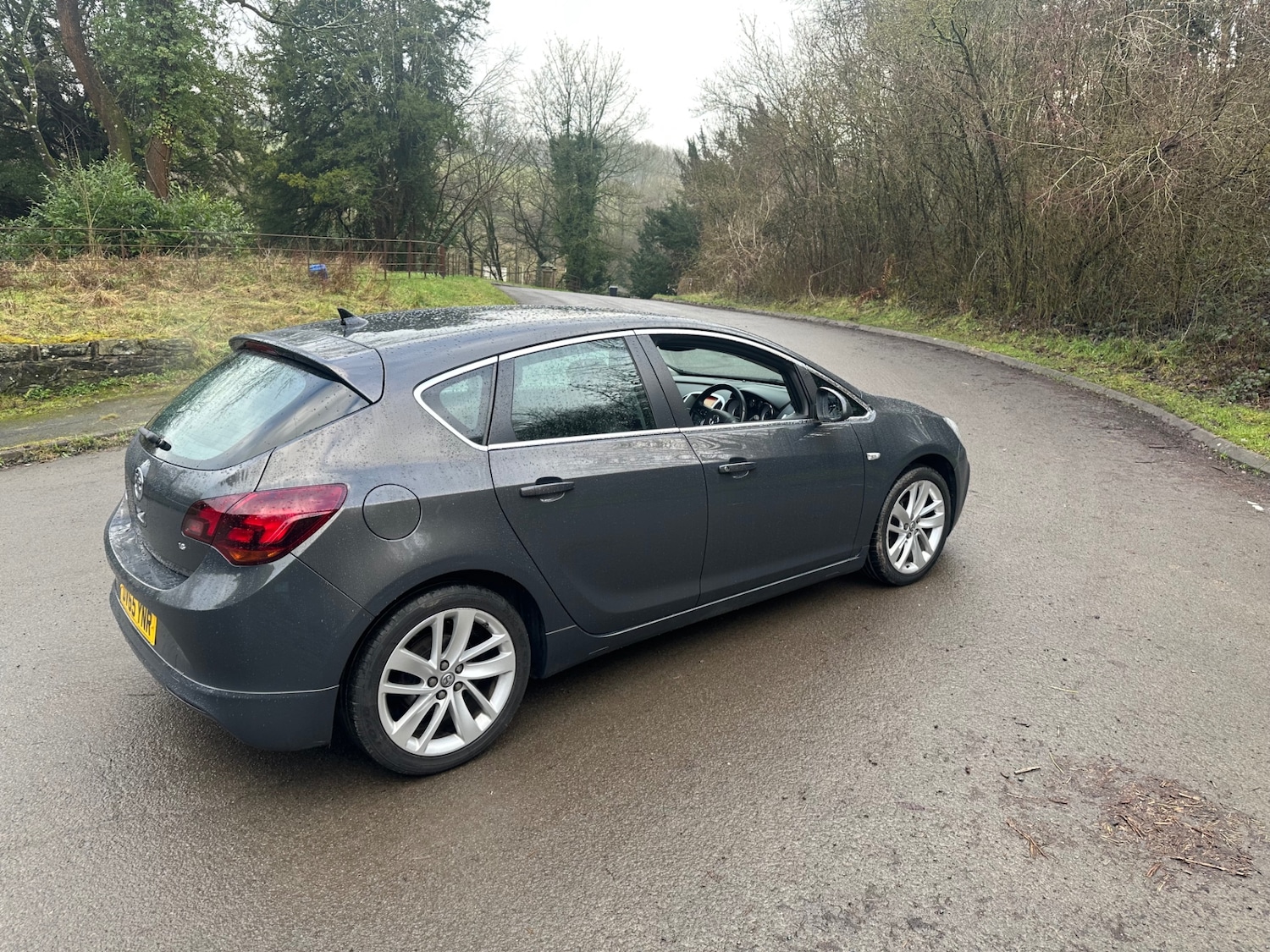 Used Vauxhall Astra 2015 for sale - 77432905: Photo 4