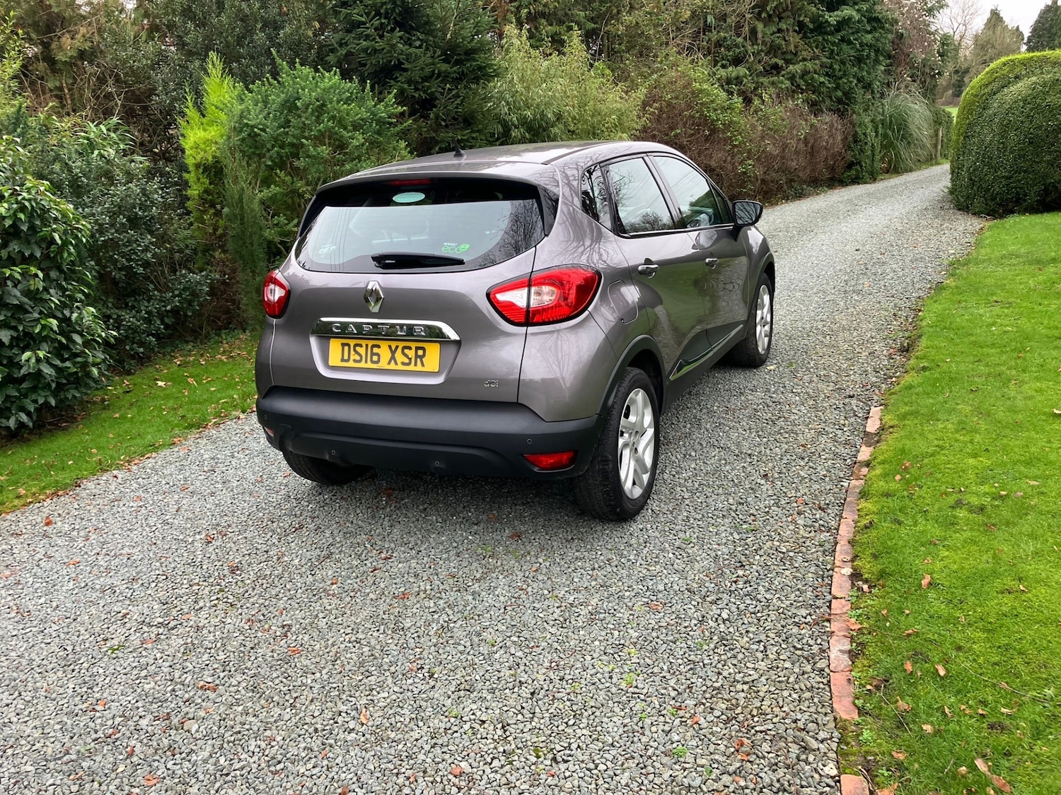 Used Renault Captur 2016 for sale - 77083605: Photo 2