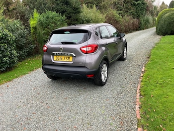 Used Renault Captur 2016 for sale - 77083605: Photo