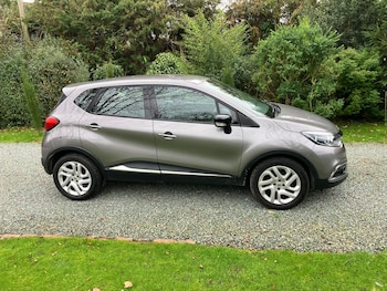 Used Renault Captur 2016 for sale - 77083605: Photo