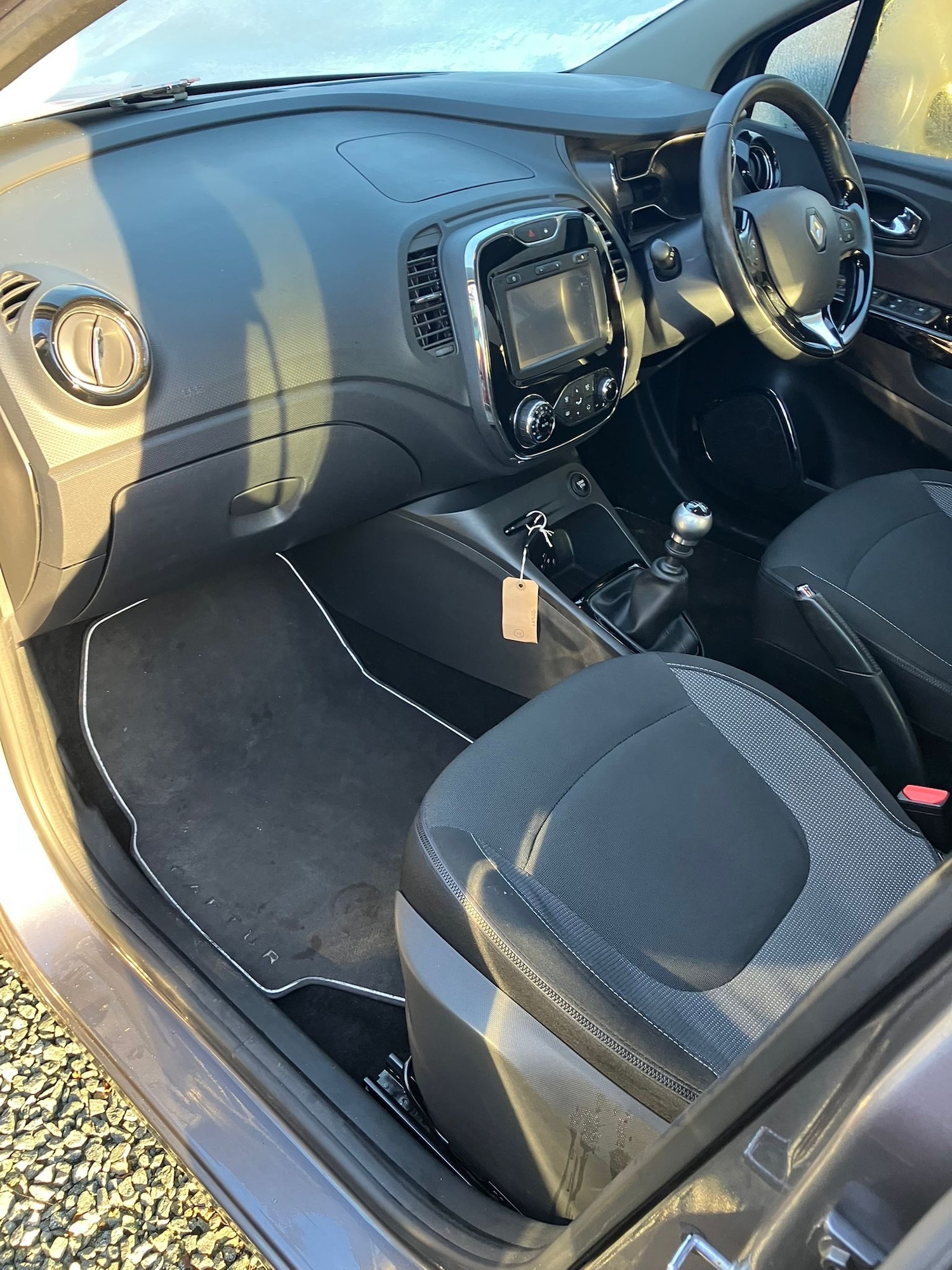 Used Renault Captur 2016 for sale - 77083605: Photo 9