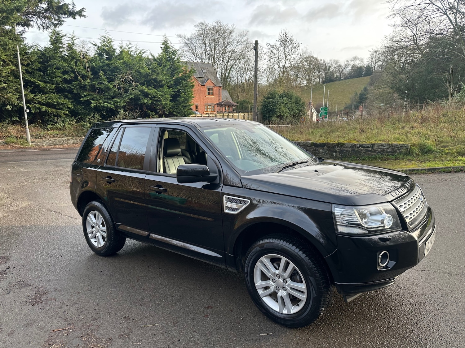 Used Land Rover Freelander 2014 for sale - 77083488: Photo 2