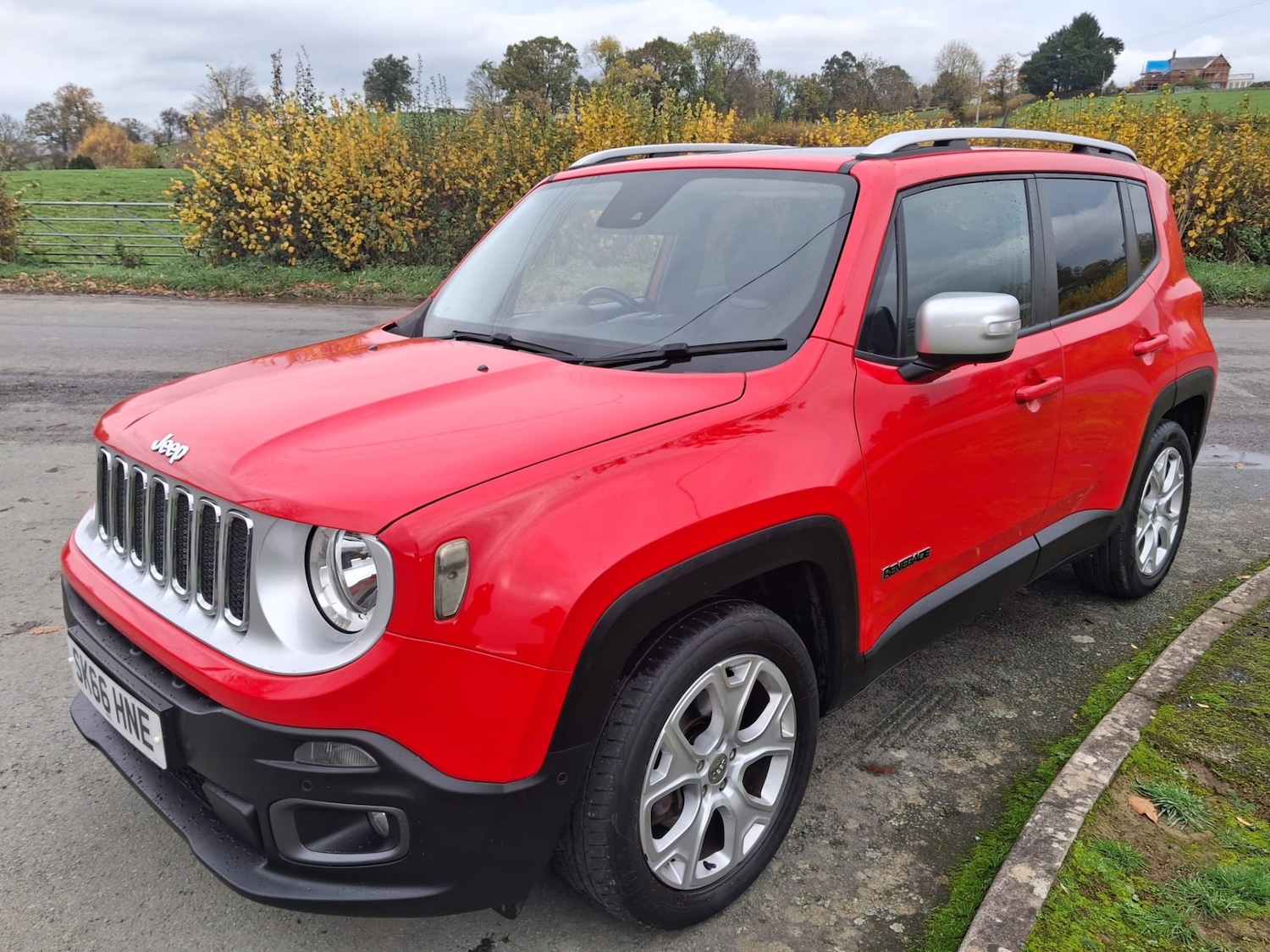 Used Jeep Renegade 2016 for sale - 76501736: Photo 4