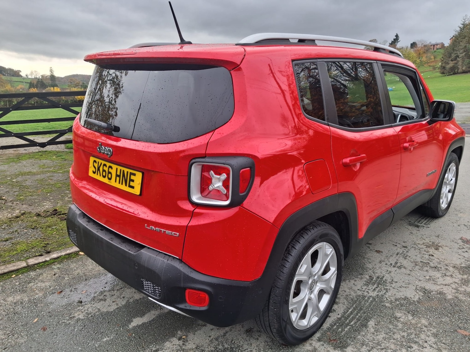 Used Jeep Renegade 2016 for sale - 76501736: Photo 9