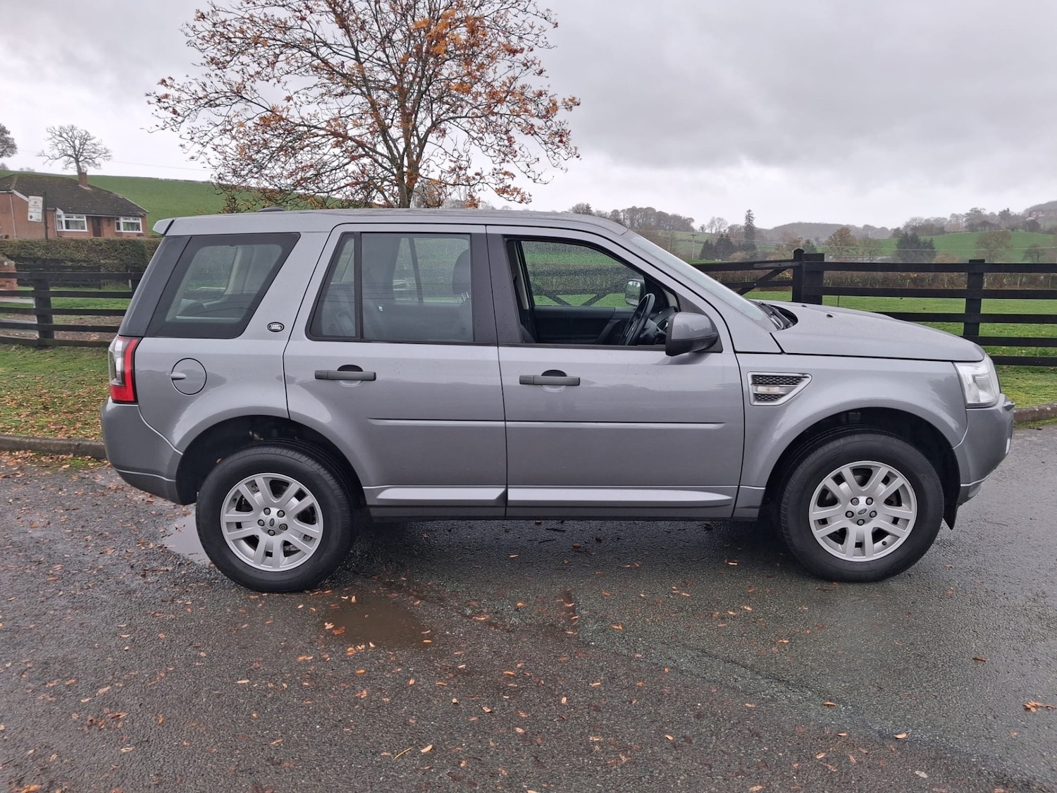 Used Land Rover Freelander 2011 for sale - 76544981: Photo 4