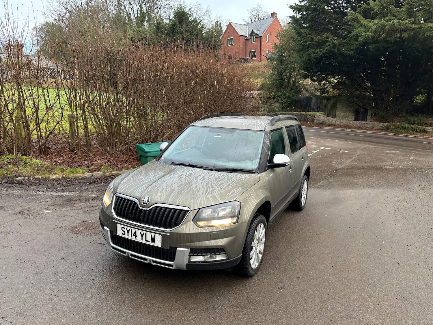Used Skoda Yeti 2014 for sale - 77363541: Photo 2