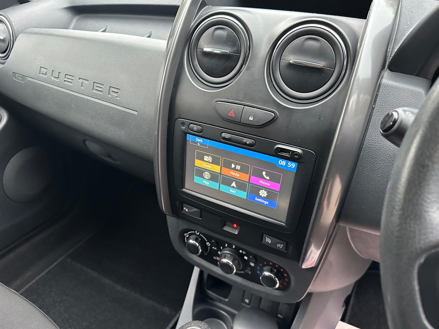 Used Dacia Duster 2016 for sale - 76286726: Photo 12