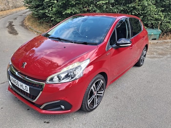 Used Peugeot 208 2017 for sale - 79572076: Photo